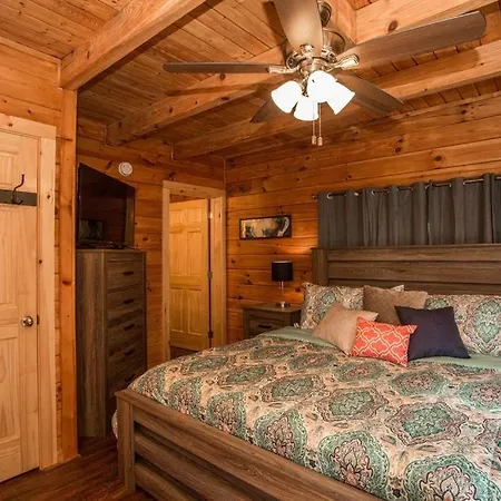 Cozy 2Br Cabin Wviews, Hot Tub, Game Room, Pool Access, Near Dollywood Free Ticket Daily! Sevierville Exterior photo